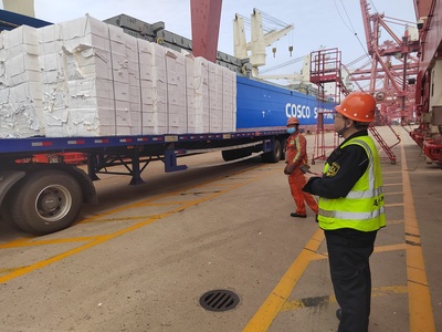 連云港外理 以高效裝卸服務，助推港口營商環境優化升級